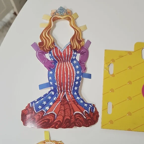 Vintage Miss Piggy Paper Doll Set 1994 - Picture 12 of 16